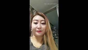 Mẹ Kế Trưởng Thành Châu Á