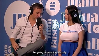 Video Tự Làm Của Một Cô Gái La-Tinh Mang Thai Sử Dụng Máy Tình Dục Để Thỏa Mãn