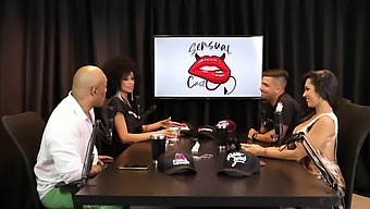 A Couple Experienced Depression Due To Their Marriage - Fada Prazeres (Sensual/Red)
