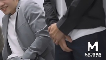 Những Người Mẫu Châu Á Tham Gia Vào Tình Dục Nhóm Khó Tính Với Lối Chơi Mạnh Mẽ