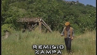 为性爱付费 - 带有露骨性交场景的电影